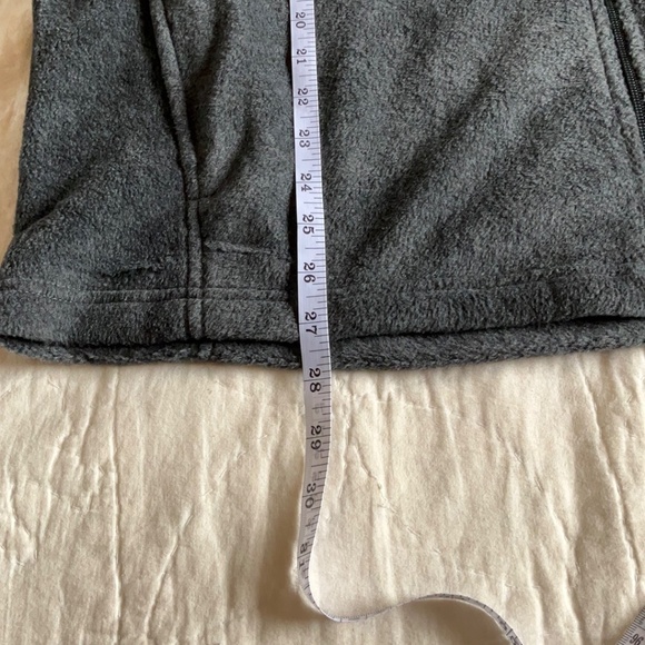 Mens NWT Columbia Steens Mountain Gray Vest size XL - Picture 14 of 14